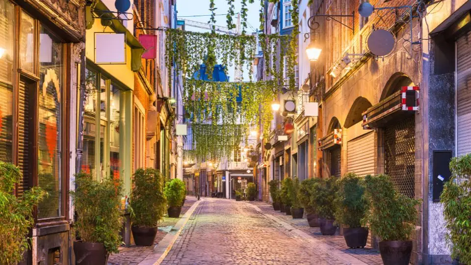 Bruselas: Entre el Encanto de la Grand-Place y el Sabor del Mejor Chocolate